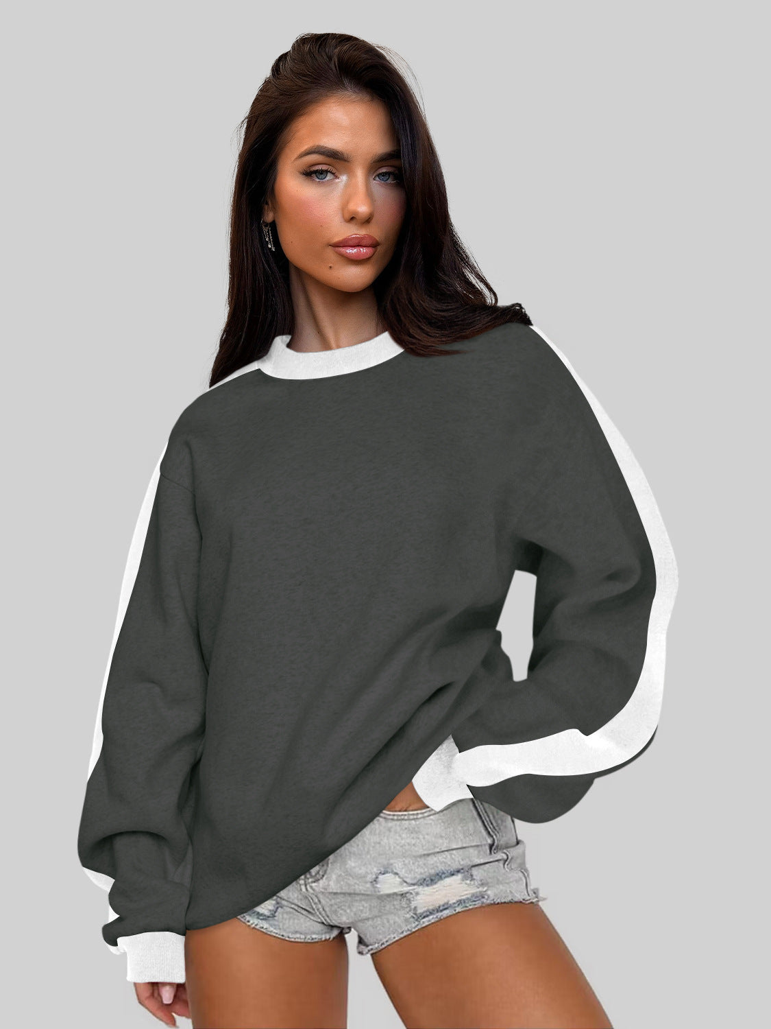 Women's Contrast Color Round Neck Loose Sweater