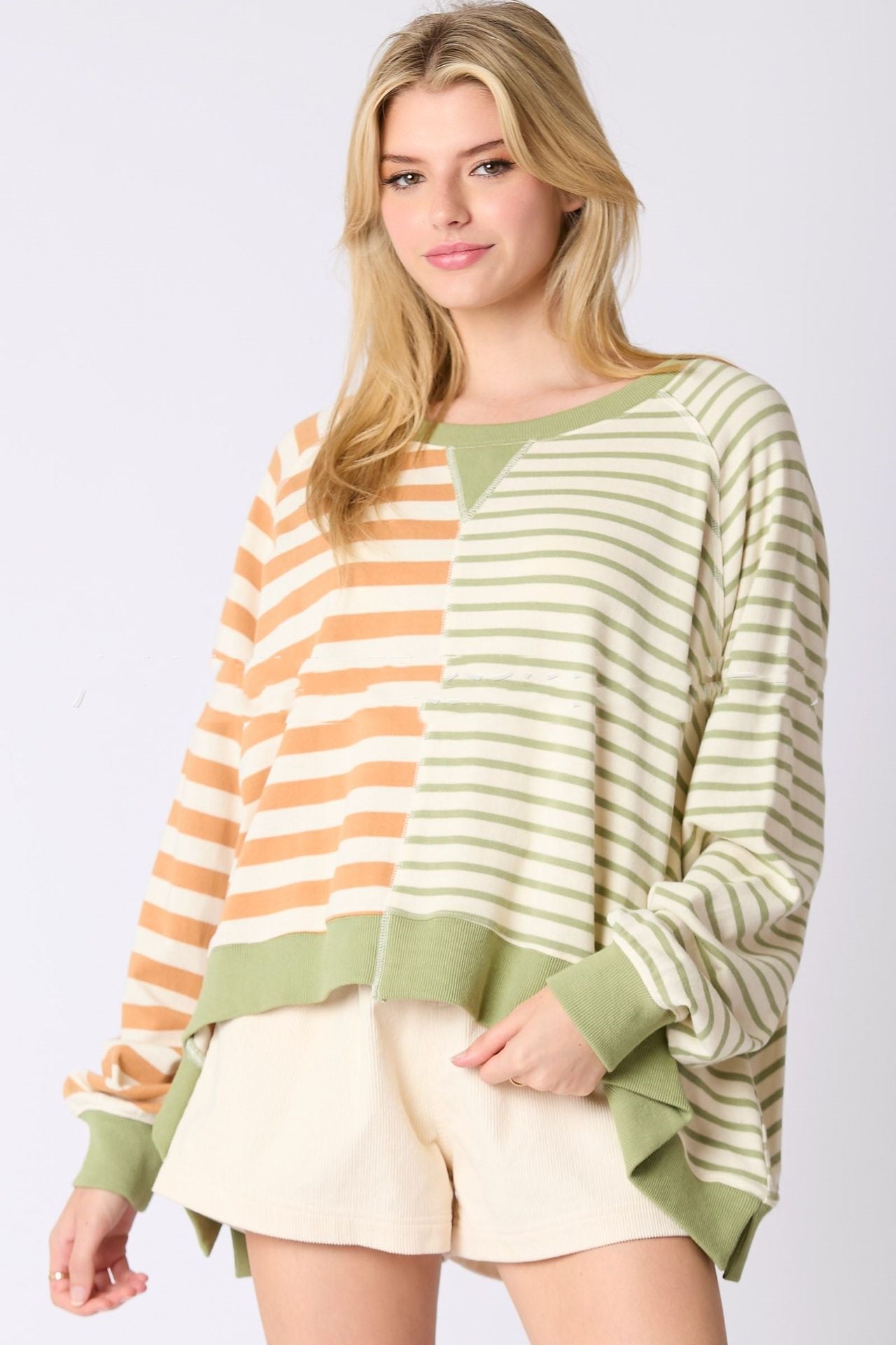 Women's Round Neck Multicolor Striped Long-sleeved Top Sweater