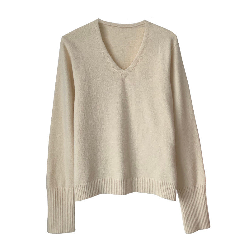 Pullover V-neck sweater blouse