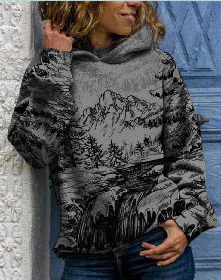 Hooded long sleeve pullover sweater