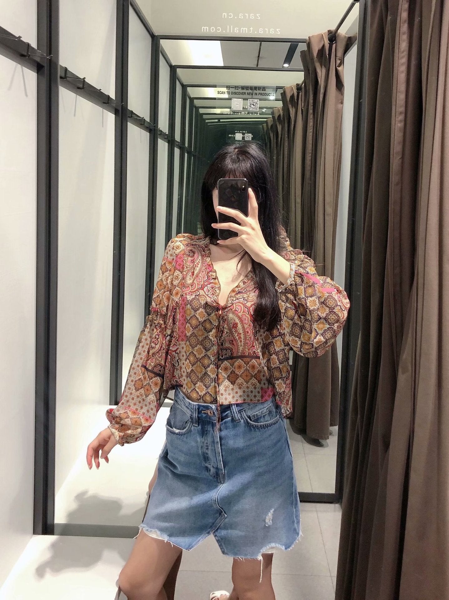 Printed tie long sleeve shirt blouse