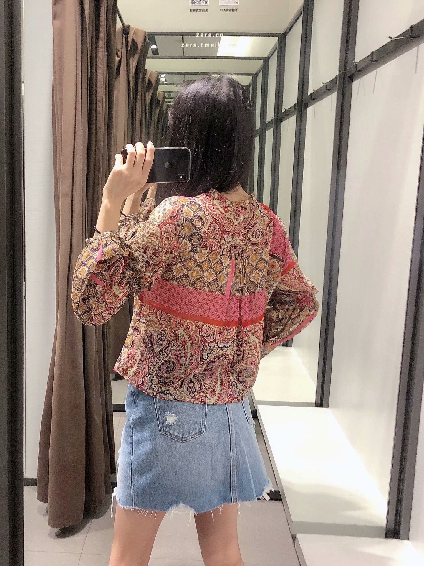 Printed tie long sleeve shirt blouse