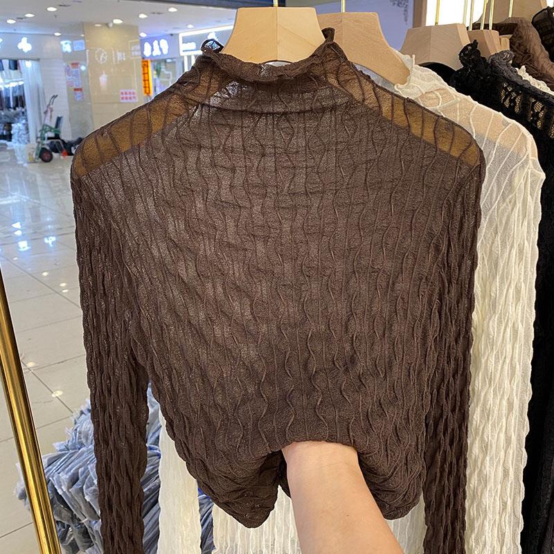 Half High Neck Lace Bottom Blouse