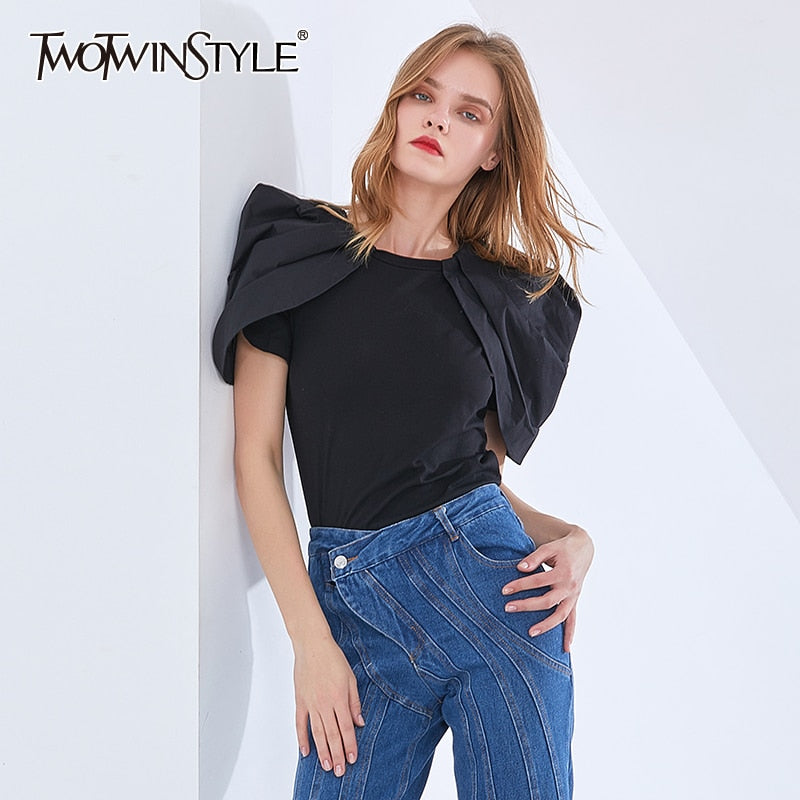 TWOTWINSTYLE Black Chic T Shirt For Women O Neck Puff Short Sleeve Slim Ruched Casual T Shirts Female Fashion New Style Summer