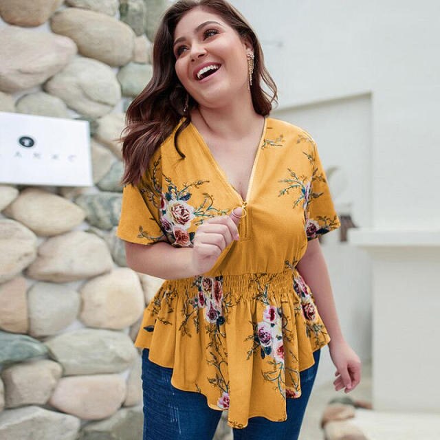 Summer Plus Size Blouse Women Elegant Boho Floral Blouse Shirt Women V-neck Short Sleeve Oversized Blouse Ladies 3XL 4XL